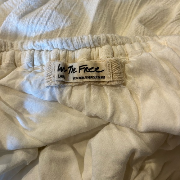 ❗️SOLD❗️We The Free Cream Blousy Crop Top - Picture 6 of 10